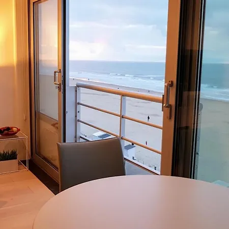 Apartment Met Zeezicht - De Loft *